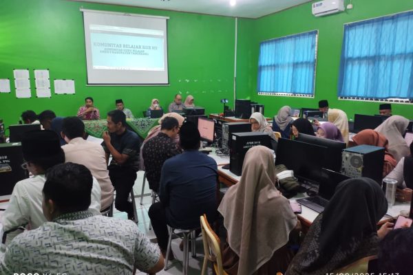 Kegiatan Berbagi Praktik Baik Komunitas Guru Belajar SMKN 9 Kabupaten Tangerang